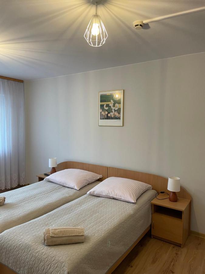 Pokoje Goscinne O-Es-Ha Varsovie Extérieur photo