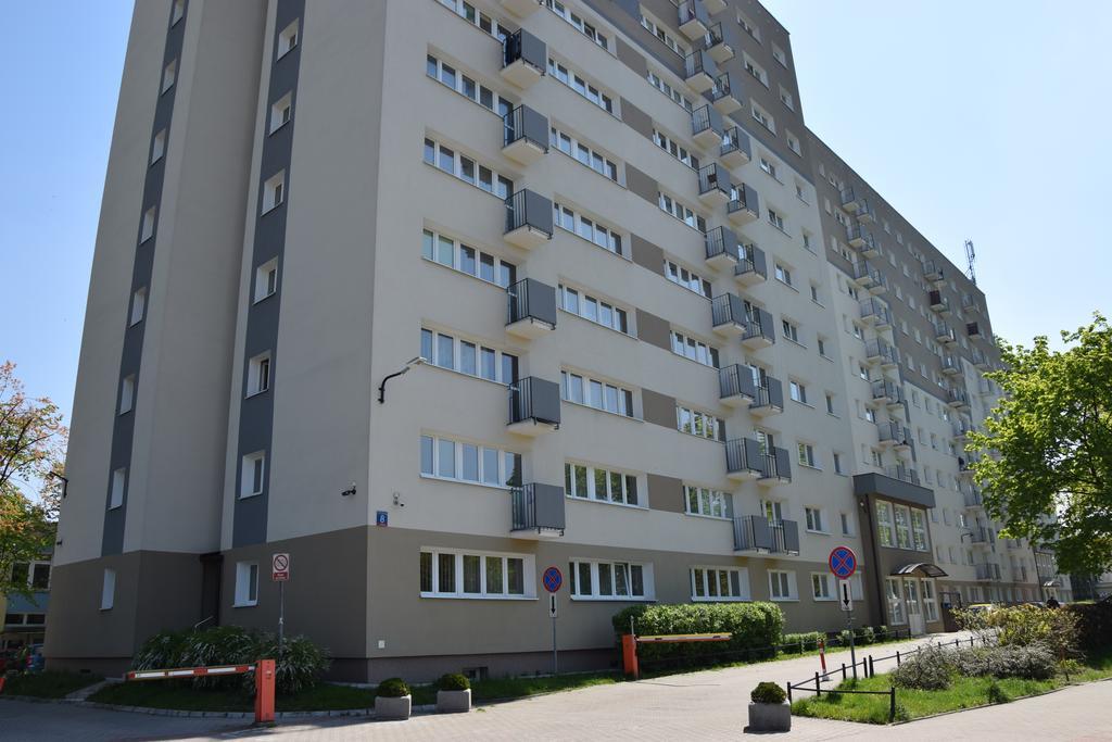 Pokoje Goscinne O-Es-Ha Varsovie Extérieur photo